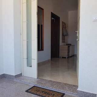 Апартаменты Green Hill Apartments Улцинь Улучшенные апартаменты-2