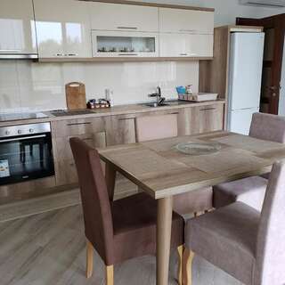Апартаменты Green Hill Apartments Улцинь Улучшенные апартаменты-10
